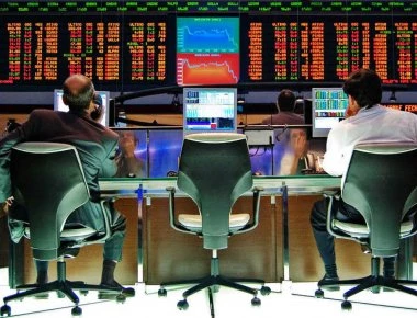 «Σεισμός» στις παγκόσμιες αγορές - 500 μονάδες χάνει ο Dow - Στο -3% τα ευρωπαϊκά χρηματιστήρια